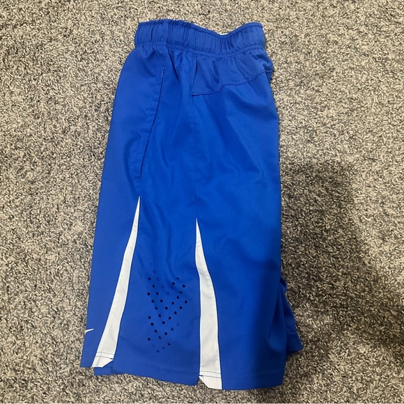Nike Dri-Fit Shorts - Picture 2 of 3